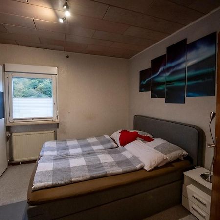 Schoene Ferienwohnung In Ruhiger Lage Altena Buitenkant foto