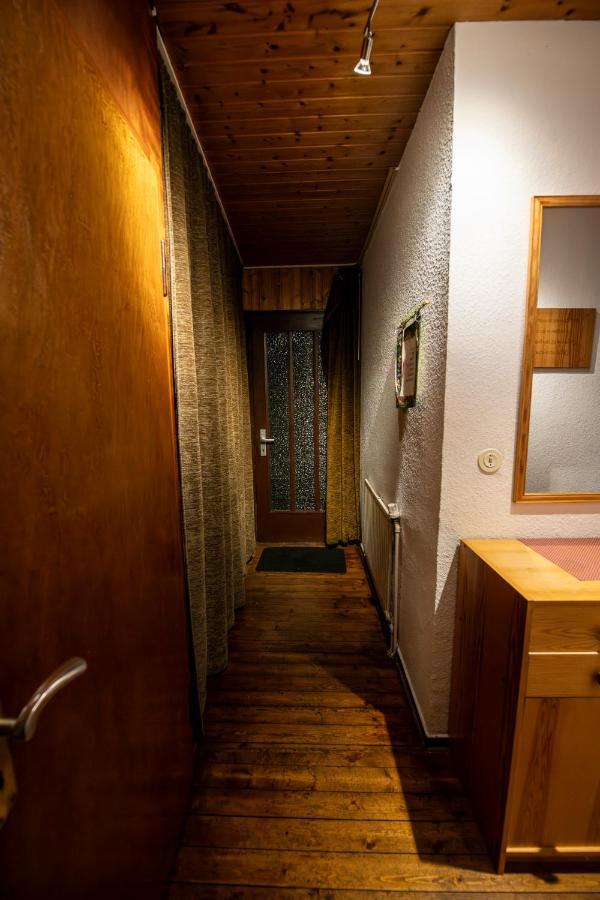 Schoene Ferienwohnung In Ruhiger Lage Altena Buitenkant foto
