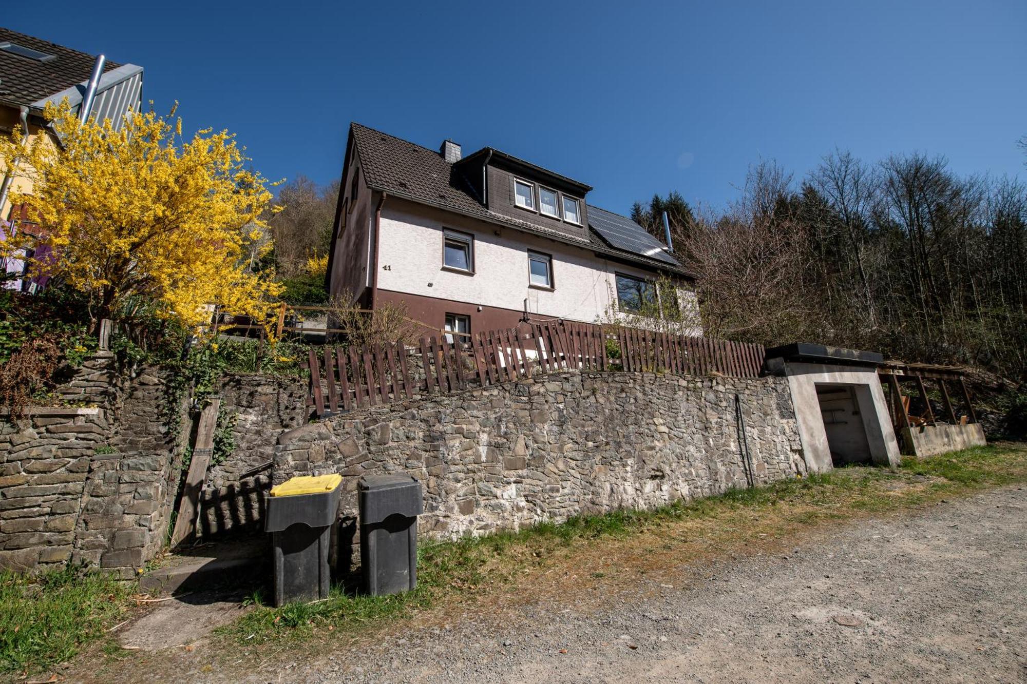 Schoene Ferienwohnung In Ruhiger Lage Altena Buitenkant foto
